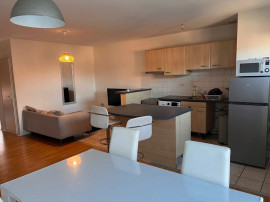 
                                                                                        Location
                                                                                         Beau T3 meublé 57m²