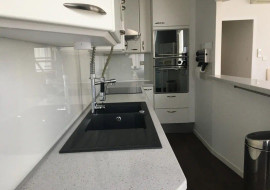 
                                                                                        Location
                                                                                         Beau T3 meublé 60m² + parking Bordeaux centre