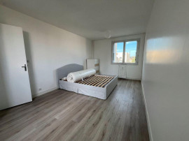 
                                                                                        Location
                                                                                         Beau T3 meublé 67m² idéal pour 2 colocs ou couple