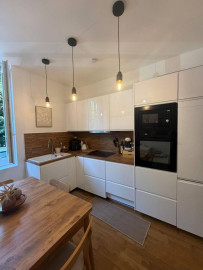 
                                                                                        Location
                                                                                         Beau T3 meublé 72m² à Gerland