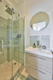 
                                                                                        Location
                                                                                         Beau T3 meublé 72m² à Gerland
