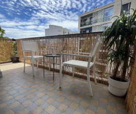 
                                                                                        Location
                                                                                         Beau T3 refait à neuf meublé 50m² avec terrasse