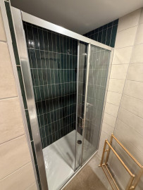 
                                                                                        Location
                                                                                         Beau T3 traversant en colocation, rénové et meublé
