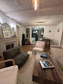 
                                                                                        Location
                                                                                         Beau T3 vue sur le Rhône 68m² à louer