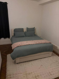 
                                                                                        Location
                                                                                         Beau T3 vue sur le Rhône 68m² à louer