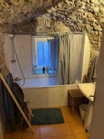 
                                                                                        Location
                                                                                         Beau T3 vue sur le Rhône 68m² à louer