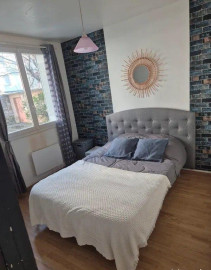 
                                                                                        Location
                                                                                         Beau T4 meublé 70m² entièrement rénové