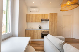 Vente
Beausoleil – Aux portes de Monaco - Magnifique 2 pièces de 38m2 rénové et en dernier étage