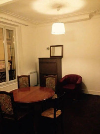 
                                                                                        Location
                                                                                         Beaux 2 pièces cosy