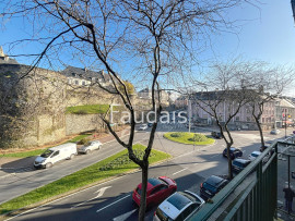 Vente
Bel appartement 3 pièces avec balcon et garage - centre vill