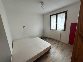 
                                                                                        Location
                                                                                         Bel appartement 4 chambres
