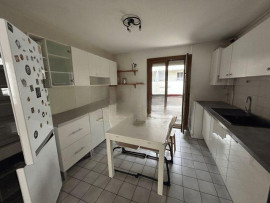 
                                                                                        Location
                                                                                         Bel appartement 4 chambres