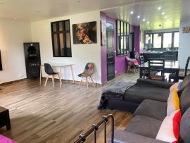 Location
Bel Appartement à louer (loyer tout inclus)