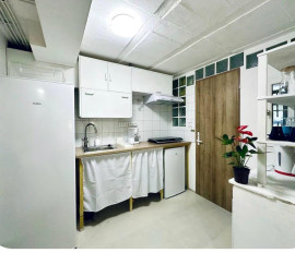 
                                                                                        Location
                                                                                         Bel Appartement dans le 15e Arrondissement.