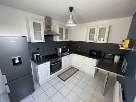 
                                                                                        Location
                                                                                         Bel appartement de 50m2 - 3 pièces -1 chambre