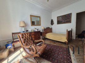 
                                                                                        Viager
                                                                                         Bel appartement de réception 4 pièces en viager