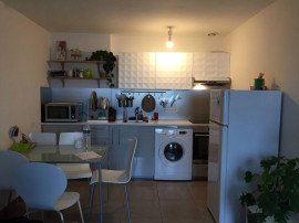 
                                                                                        Location
                                                                                         Bel Appartement F2 Meublé – 37 m² – 3mn du Métro