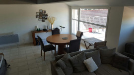 
                                                                                        Location
                                                                                         Bel appartement F3 dans petite résidence en ville