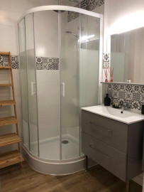 
                                                                                        Location
                                                                                         Bel appartement lumineux, meublé