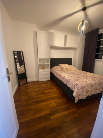 Location
Bel appartement lumineux sans vis-à-vis (loyer tout inclus)