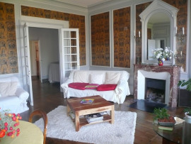 Location
Bel appartement meublé, 122m², 2 chambres (loyer tout inclus)