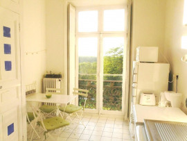 Location
Bel appartement meublé, 122m², 2 chambres (loyer tout inclus)