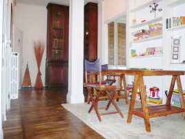 Location
Bel appartement meublé, 122m², 2 chambres (loyer tout inclus)