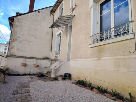 
                                                                                        Location
                                                                                         Bel appartement meublé lumineux.
