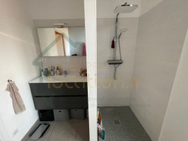 
                                                                                        Location
                                                                                         Bel appartement moderne de 84m2