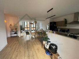 
                                                                                        Location
                                                                                         Bel appartement moderne de 84m2