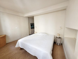 
                                                                                        Location
                                                                                         Bel Appartement T3  centre historique, 2ème étage