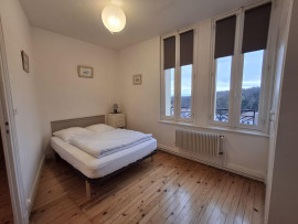 
                                                                                        Location
                                                                                         Bel appartement T3 - vue panoramique