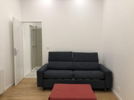 
                                                                                        Location
                                                                                         Bel appartement traversant de 29 m²