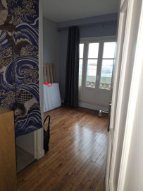 
                                                                                        Location
                                                                                         Bel appartement très clair