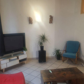
                                                                                        Location
                                                                                         Bel appartement type Canut