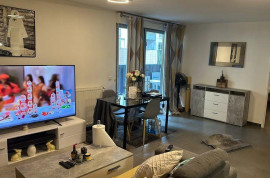 
                                                                                        Location
                                                                                         Bel Appt 65m² avec un jardin de 130m²