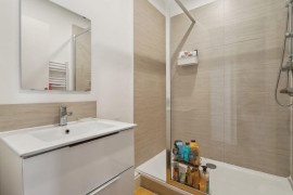 
                                                                                        Colocation
                                                                                         Belle chambre 11m² dans une colocation rénovée