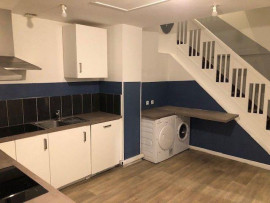 
                                                                                        Colocation
                                                                                         Belle chambre 15m2 dans grande coloc à Roubaix