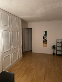 
                                                                                        Colocation
                                                                                         Belle chambre dans coloc 68m² rénovée