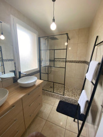 
                                                                                        Colocation
                                                                                         Belle chambre de colocation à 35 min de Paris