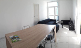 
                                                                                        Colocation
                                                                                         Belle chambre dispo dans coloc 80m²