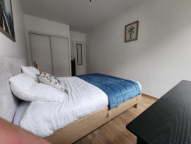 
                                                                                        Colocation
                                                                                         Belle chambre en colocation dans grand appartement