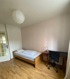 
                                                                                        Colocation
                                                                                         Belle chambre meublée 10m² avec terrasse