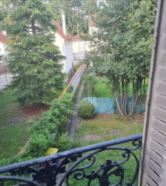 
                                                                                        Colocation
                                                                                         Belle chambre meublée 12m² avec vue sur jardin