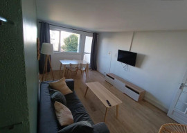 
                                                                                        Colocation
                                                                                         Belle chambre meublée 9m²