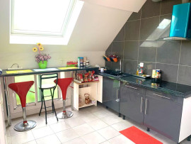 
                                                                                        Colocation
                                                                                         Belle chambre meublée dans coloc 52m² conviviale