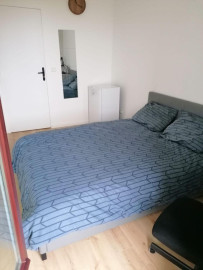 
                                                                                        Colocation
                                                                                         Belle chambre Meublée dans un quartier calme.