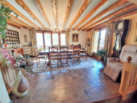 
                                                                                        Location
                                                                                         Belle maison 5 pièces 156 m² à Ayse