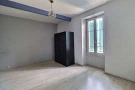 
                                                                                        Vente
                                                                                         Belle maison de bourg en pierre