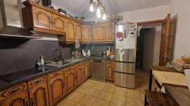 
                                                                                        Location
                                                                                         Belle maison individuelle avec du terrain!